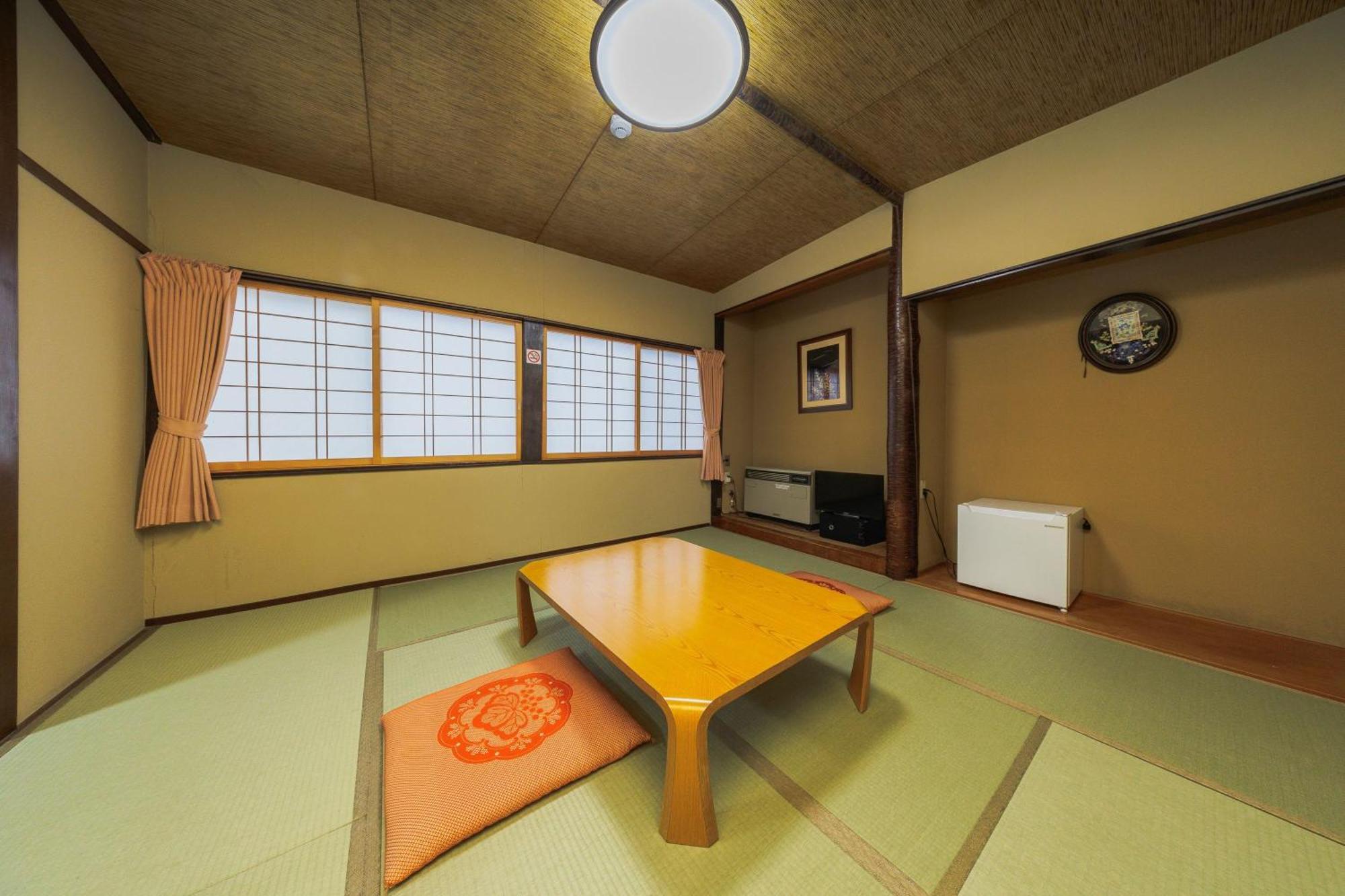 ホテル Yoshidaya 山形市 エクステリア 写真