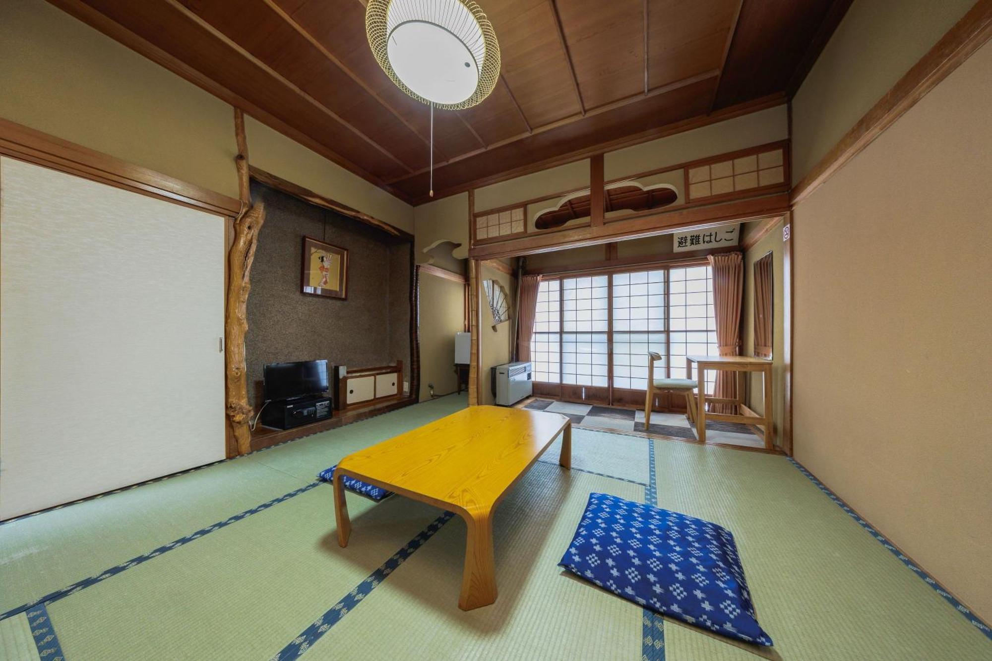 ホテル Yoshidaya 山形市 エクステリア 写真